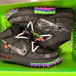 Nike Off White Air Force 1 Mid SP - size 8